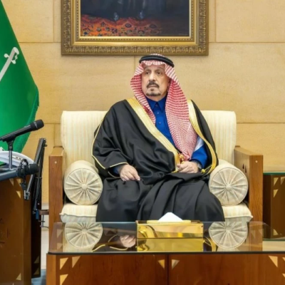 أمير الرياض يسلم وثائق تملك الوحدات السكنية بدعم ولي العهد