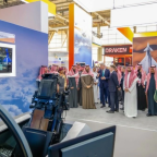 وزير الدفاع يفتتح معرض الدفاع العالمي 2026 بالرياض