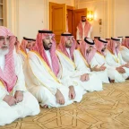 ولي العهد يؤدي صلاة عيد الفطر في المسجد الحرام بمكة