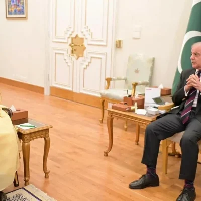 رئيس وزراء باكستان يستقبل وزير الخارجية السعودي اليوم