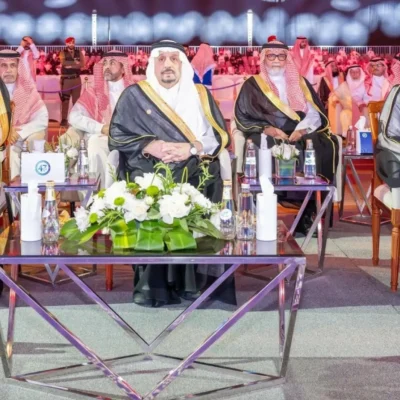 أمير الرياض يرعى تخرج طلاب الجامعة السعودية الإلكترونية