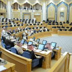 القمة الخليجية الاستثنائية: دور سعودي رائد لاحتواء الأزمات