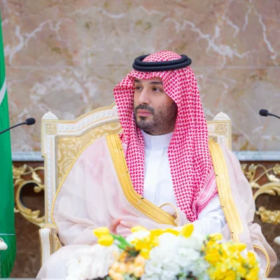 ولي العهد يؤكد: خدمة الحرمين الشريفين واجب عظيم ومستمر