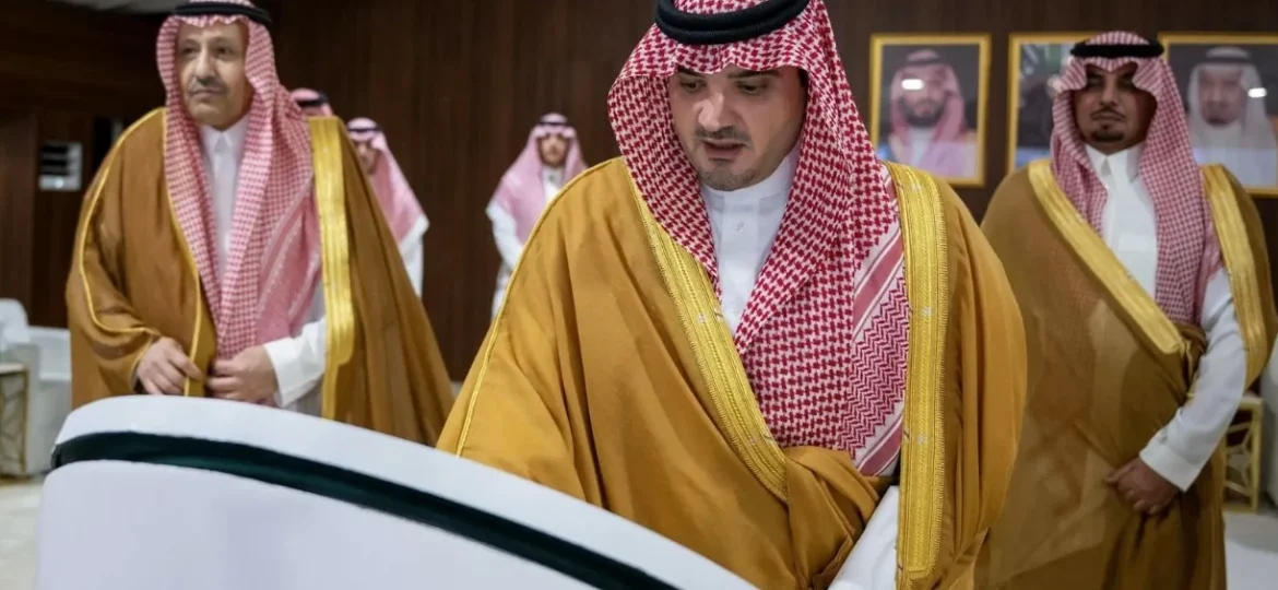 وزير الداخلية يدشن المشاريع الأمنية بمنطقة الباحة