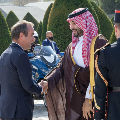 زيارة ولي العهد إلى فرنسا: تفاصيل الاستقبال بقصر الإنفاليد