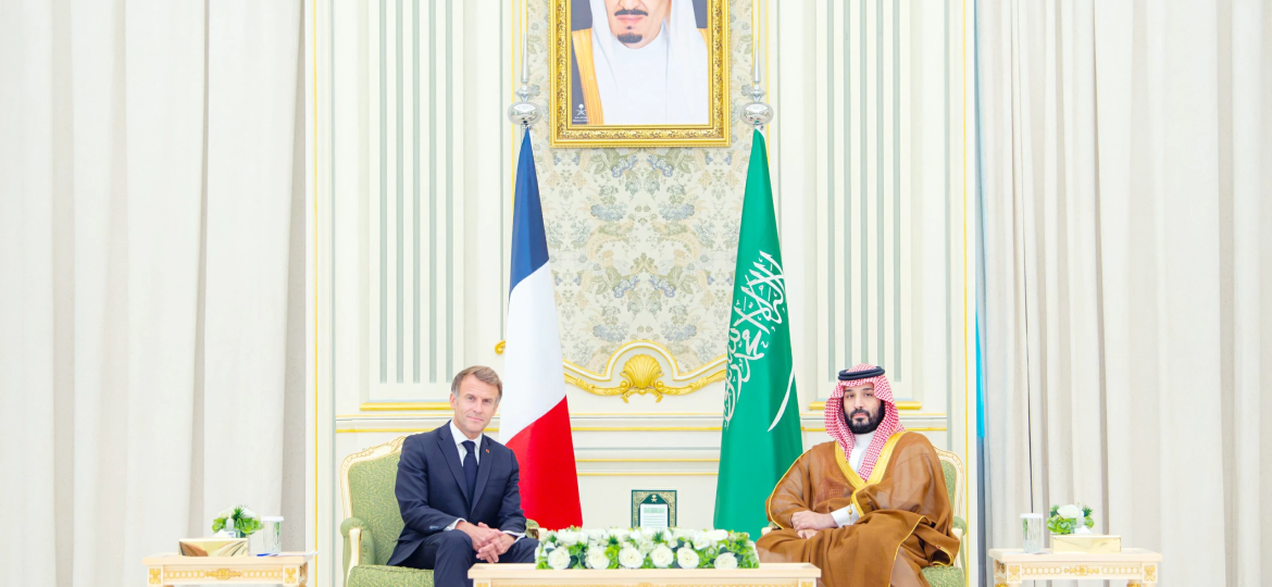 تطورات العلاقات السعودية الفرنسية: لقاء ولي العهد وماكرون